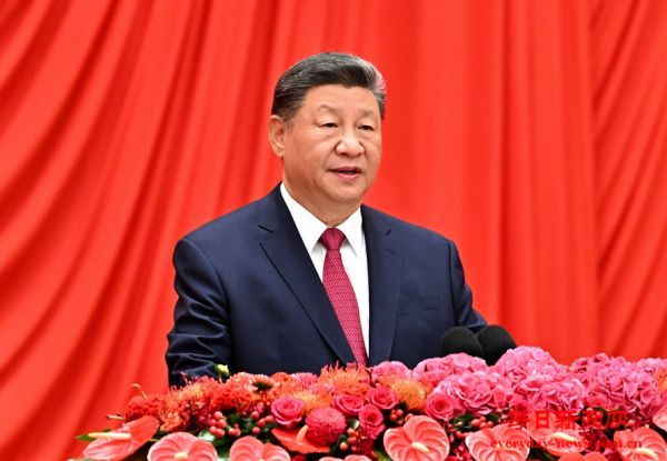 习近平等党和国家领导人出席庆祝中华人民共
