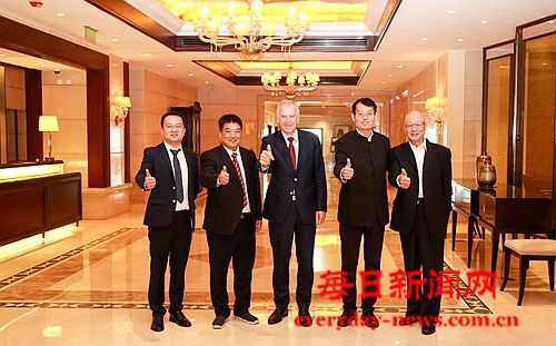 青555555.jpg 青555555.jpg